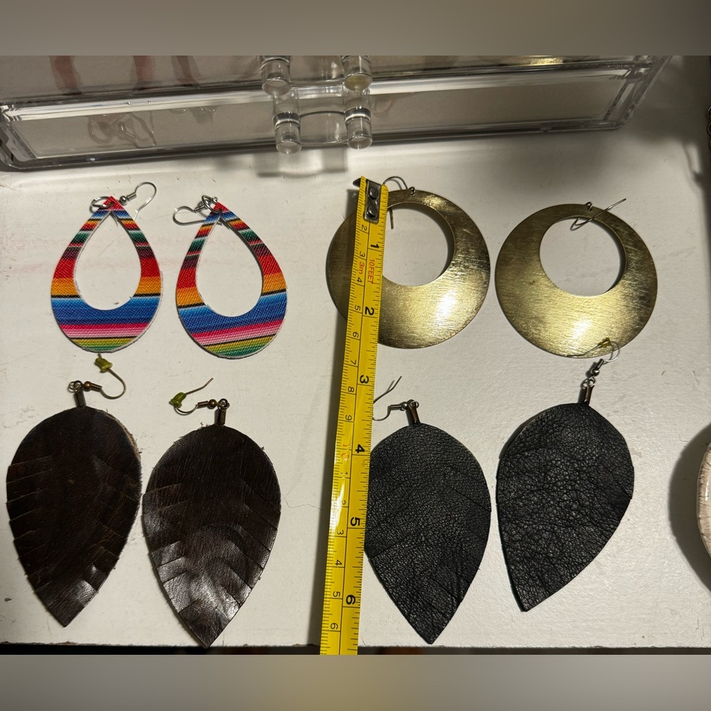 4 pair of earrings.